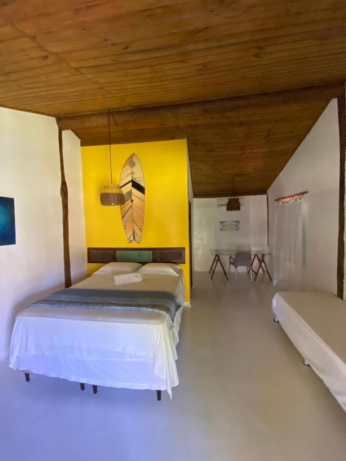 Hôtel Bahia Surf Camp à Abrantes Extérieur photo